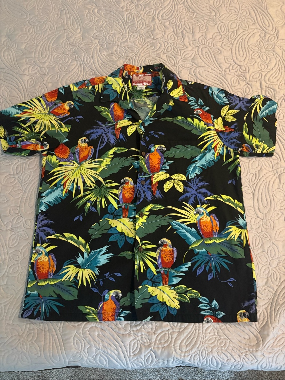 Vibrant Hawaiian Print Casual Button Collared Shirt